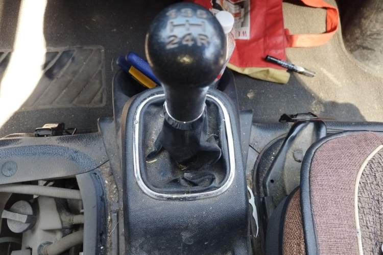 Used CHANGAN KAICHENG Ruixing M60 2020 1.5L Standard Version China VI 6-Seater DAM15KR Gear Lever