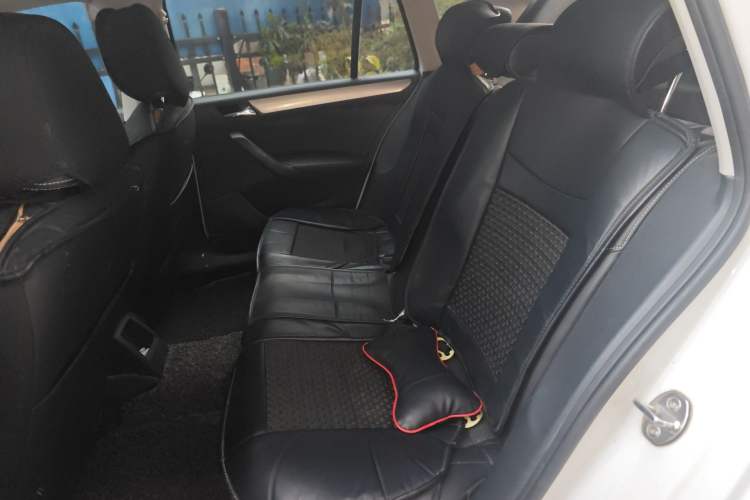 Used Volkswagen Santana 2015 Haval H6 1.6L Automatic Comfort Model Left Rear Seat