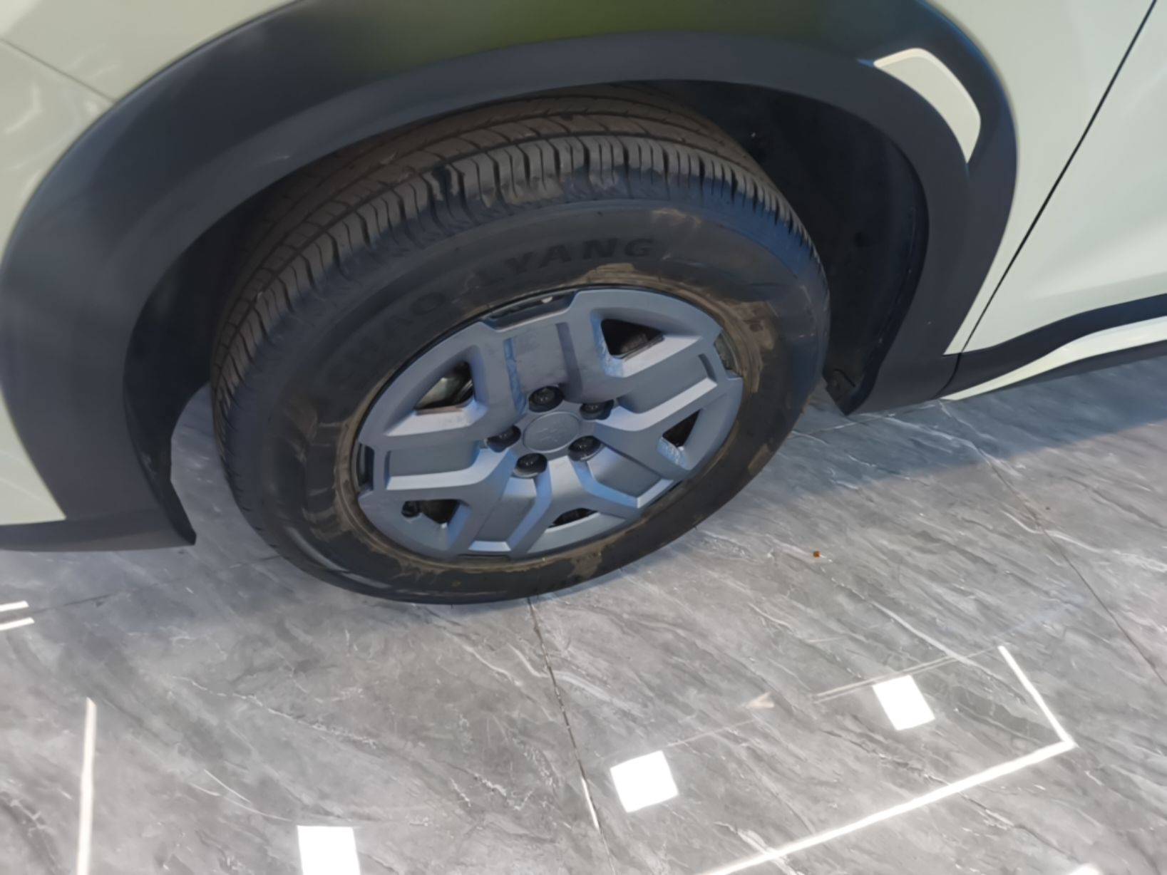 BYD Yuan UP 2025 Model 301KM Leading Version — снимка 10