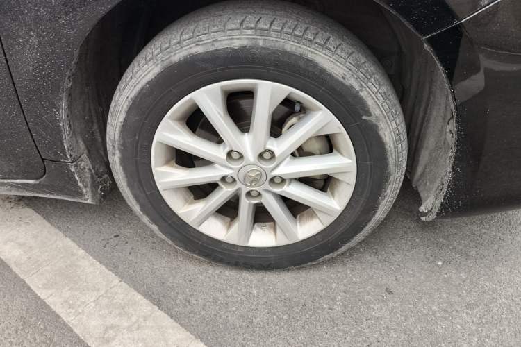 Used Toyota Camry 2015 2.0E Elite Edition
