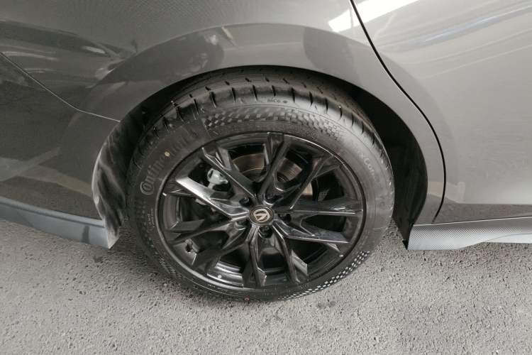 Used CHANGAN UNI-V 2024 1.5T Prestige Edition
