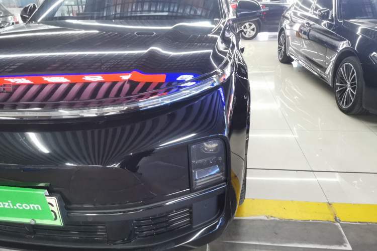 Used Li Auto L8 2024 Ultra Model
