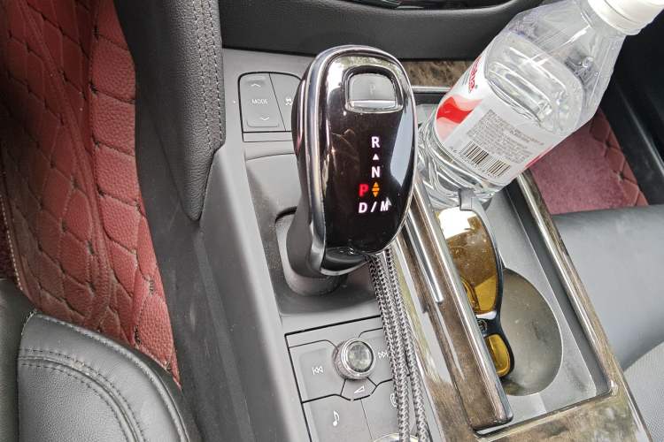 Used Cadillac CT6 2021 28T Luxury Version Gear Lever