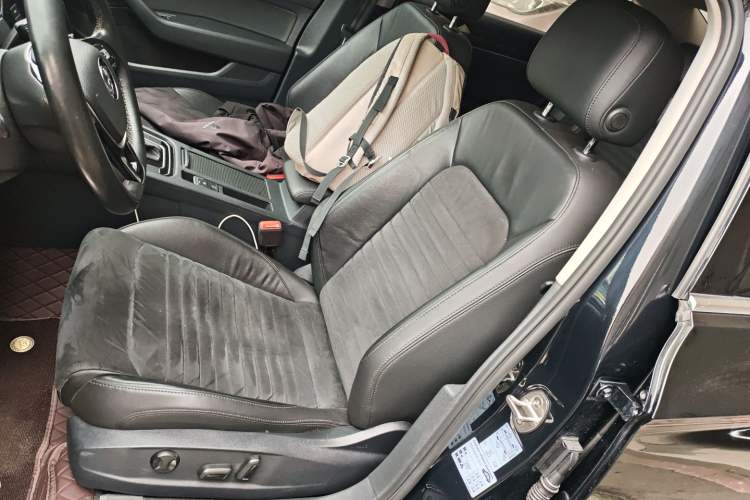 Used Volkswagen Magotan 2018 330TSI DSG Luxury Model
