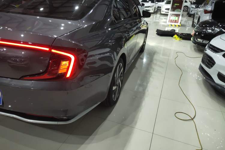 Used Hyundai Mistra 2021 1.8L CVT LUX Premium Edition
