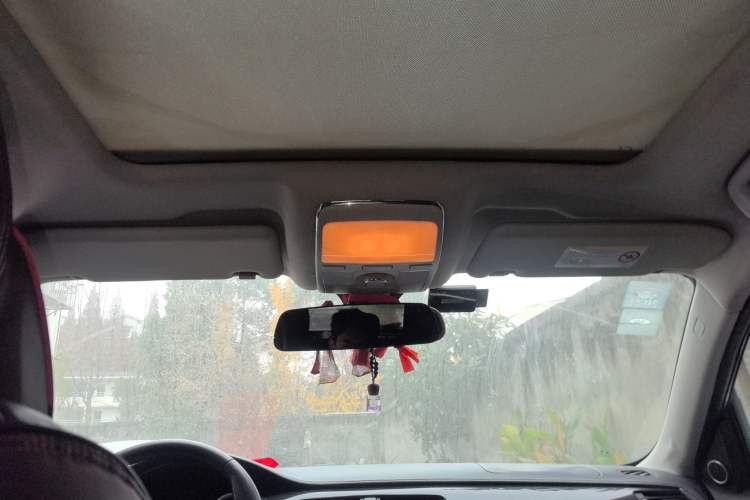 Used Zotye T600 2015 2.0T DCT Prestige Edition
