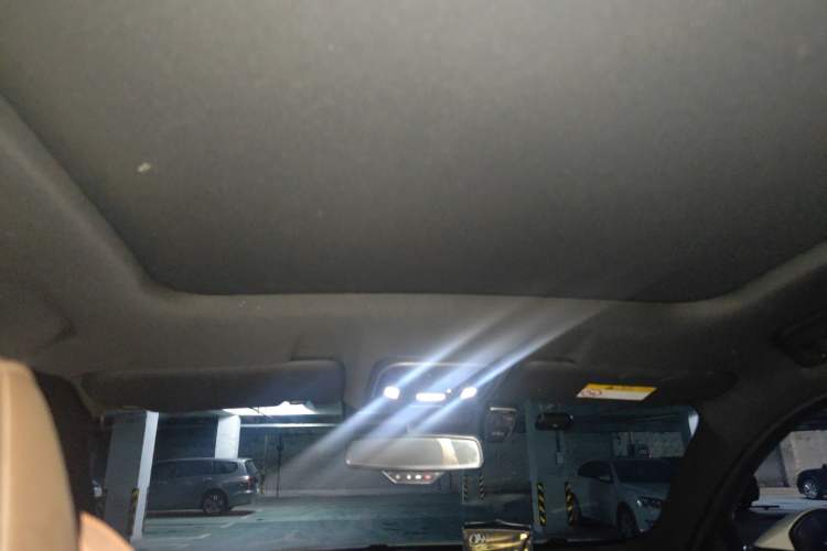 Used Haval H6 2018 Blue-Label 1.5T Automatic Luxury Model Headliner