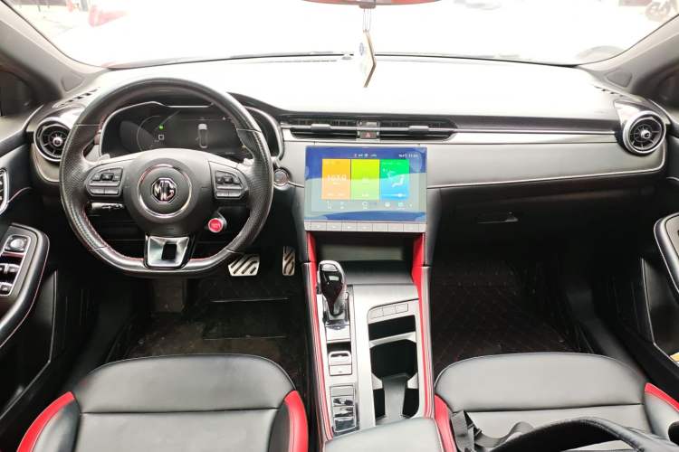 Used MG 6 2020 1.5T Automatic Trophy Luxury Edition Center Console