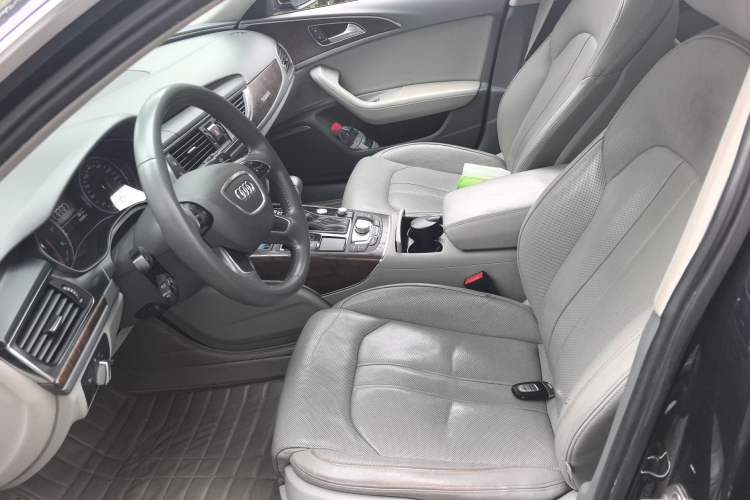 Used Audi A6L 2012 35 FSI quattro Luxury Model
