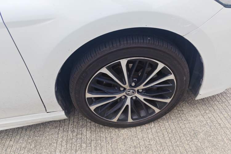 Used Toyota Camry 2019 2.0S FENGSHANG Version China VI Standard