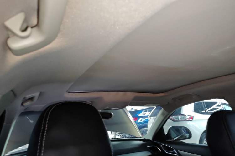 Used Audi Q3 2015 30 TFSI Ambition Edition Headliner