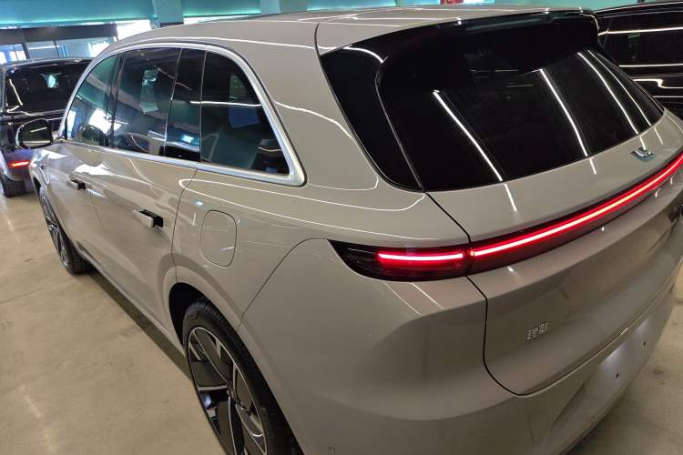 Used Li Auto L6 2025 Max Smart Refresh Edition
