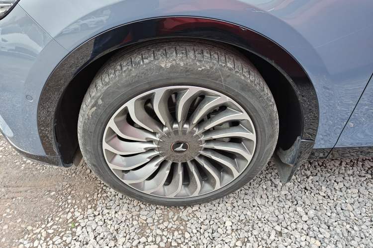 Used VOYAH FREE 2021 Four-Wheel Drive Standard All-Electric Exclusive Luxury Package