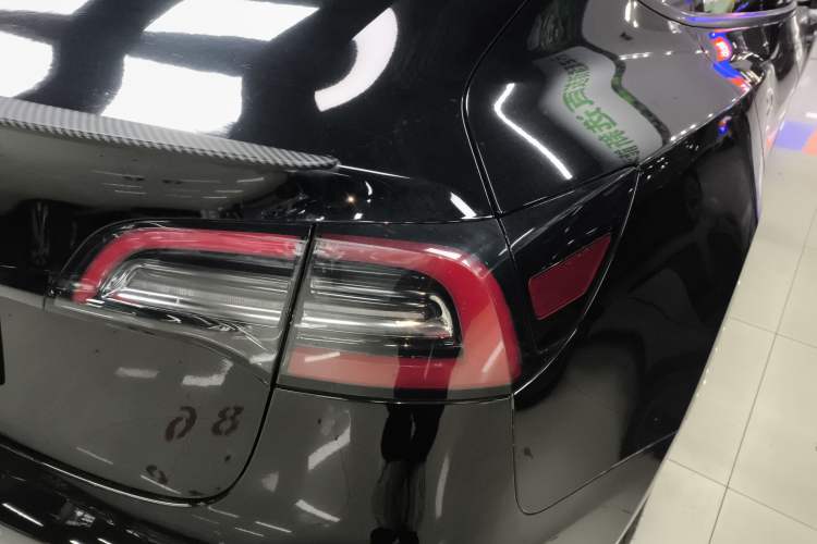 Used Tesla Model 3 2022 Rear-Wheel-Drive Version Right Rear Taillight