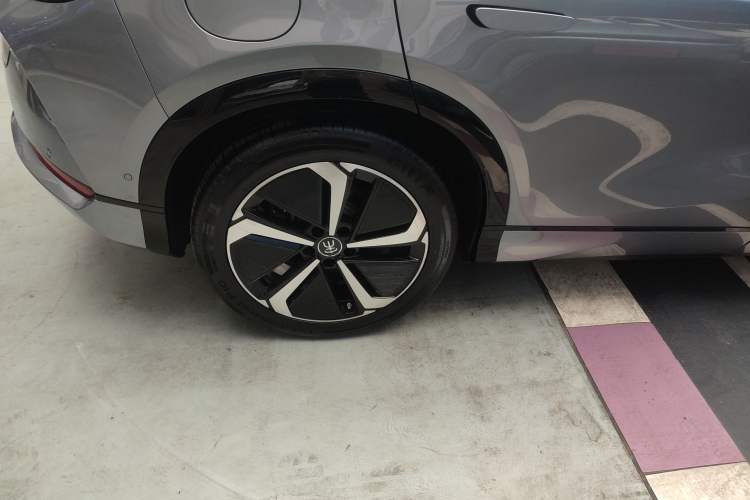 Used BYD Song L EV 2025 Intelligent Driving Version 662 km LiDAR Excellence Edition