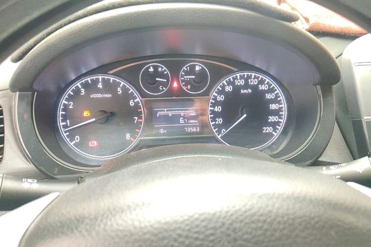 Used Nissan Tiida 2011 1.6L Manual Smart Version Instrument Cluster