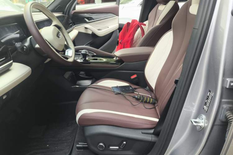 Used Geely Auto Monjaro L 2021 2.0TD DCT EVO Two-Wheel Drive Prestige Version
