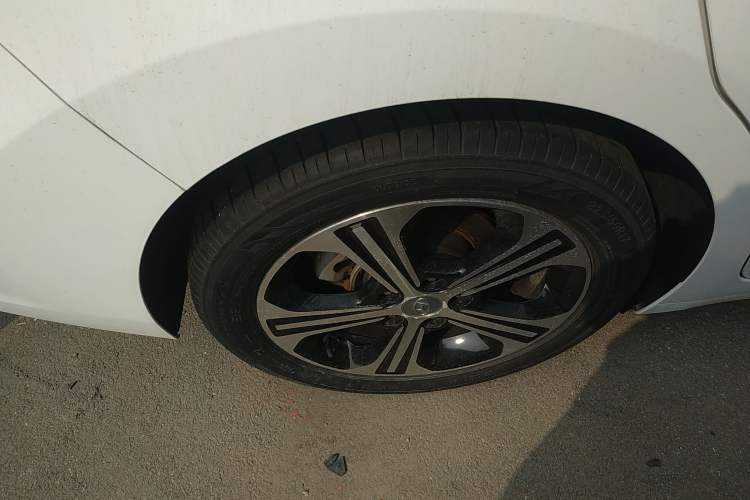 Used Hyundai Elantra (6th Generation / Lingdong) 2018 1.4T Dual-Clutch Xuan Dong · Dynamic Edition Exterior 5