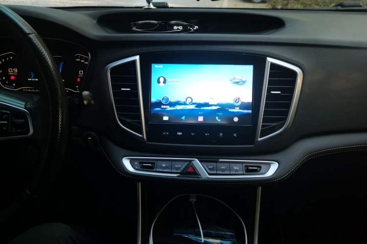 Used Geely Auto Vision X6 2018 1.8L Manual 4G Connect Luxury Edition