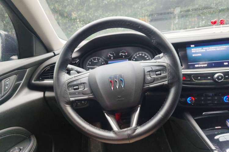 Used Buick Regal 2024 25T Deluxe Edition