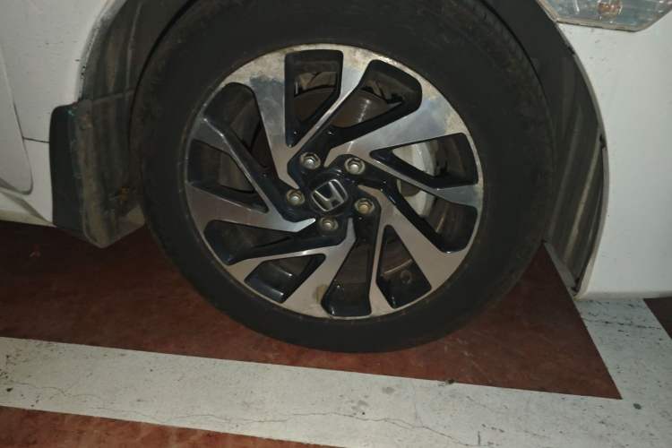 Used Honda Civic 2016 220TURBO CVT Luxury Edition
