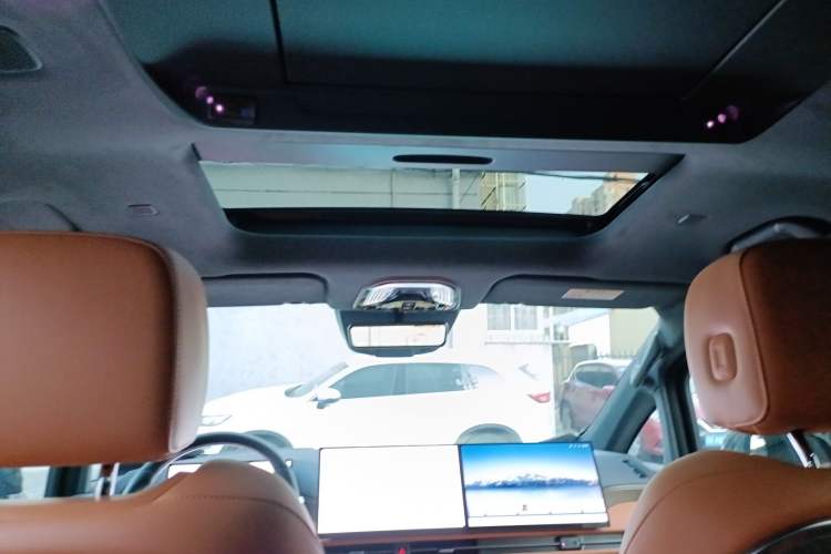 Used Wey Gaoshan 2025 Four-Wheel Drive Alpine 8