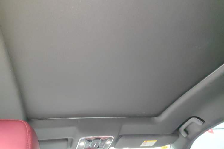 Used JETOUR X70 PLUS 2023 1.6T DCT Stronger 5-Seater
