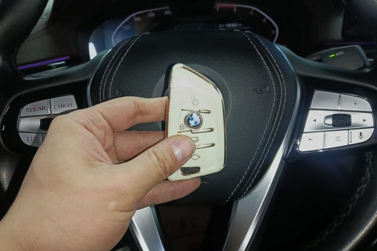 Used BMW 5 Series 2021 525Li Luxury Package