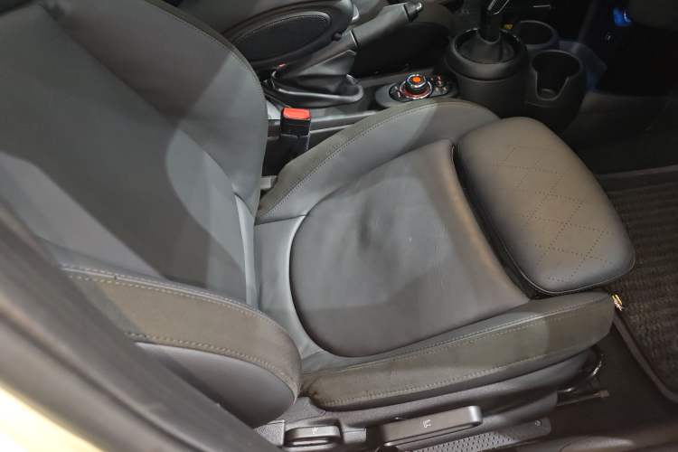 Used MINI 2021 1.5T COOPER Artist Five-Door Edition
