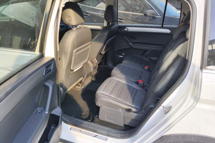 Used Volkswagen Touran 2021 Volkswagen Touran L 280TSI DSG Boundary Edition 7-Seater