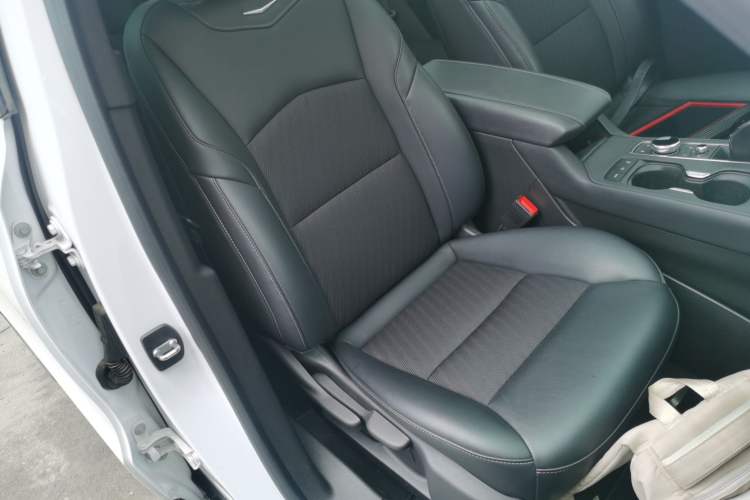 Used Cadillac XT4 2022 28T Two-Wheel Drive Fashion Edition
