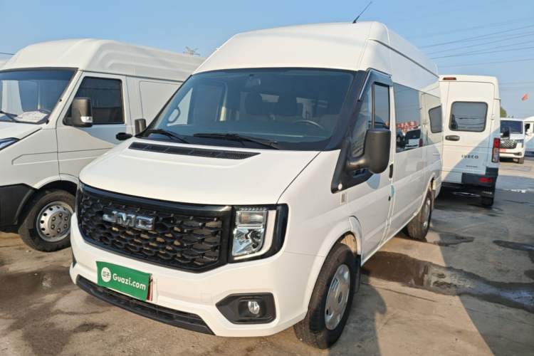Used JMC Fushun 2025 2.0T 6MT Diesel Mid-Roof Mid-Height Commercial Multi-Purpose 7-Seater Passenger Vehicle