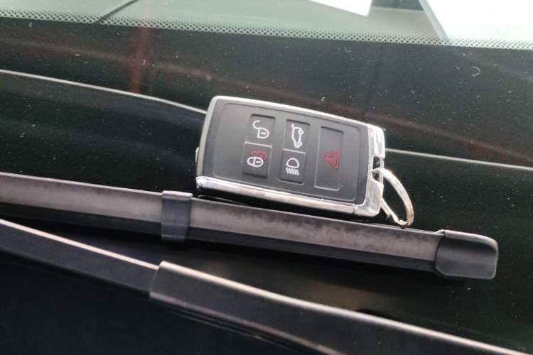 Used Jaguar F-PACE 2024 P250 R-Dynamic S
