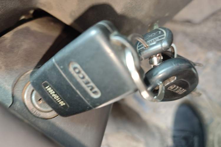 Used Iveco Daily 2017 2.5T A35 Low-Roof 5-7 Seater Passenger Van 47Z5 Vehicle Key