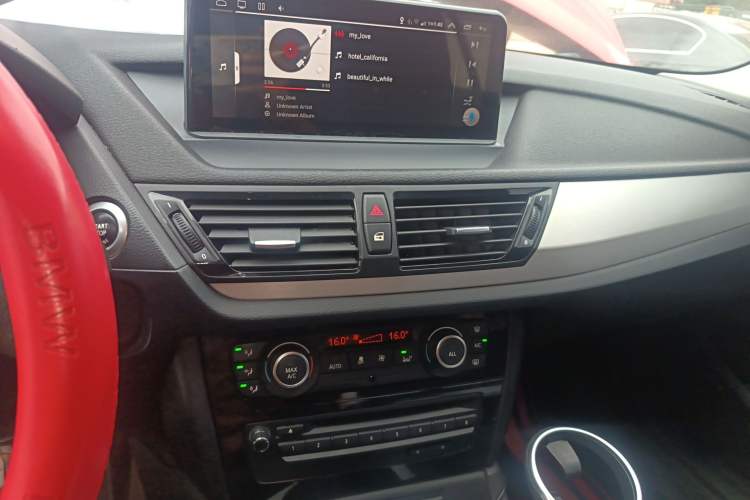 Used BMW X1 2013 sDrive18i Leading Model