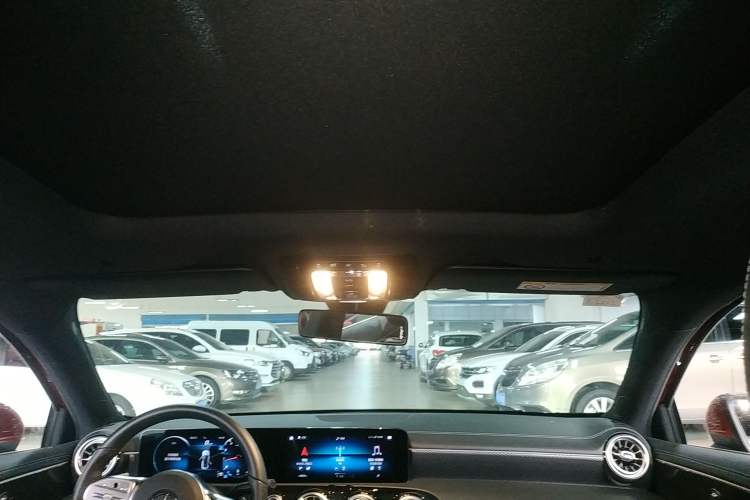 Used Mercedes-Benz A-Class 2021 A 200 L Sport Sedan Fashion Model
