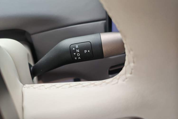 Used Li Auto i6 2025 Model Two-Wheel-Drive Standard Type