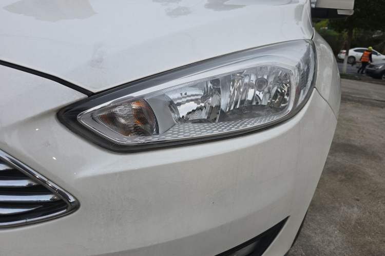 Used Ford Focus 2017 Sedan 1.6L Automatic Comfort Plus SmartDrive Edition