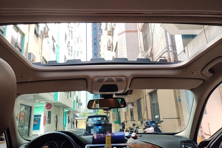 Used BMW 3 Series 2013 Facelifted 320Li Luxury Design Package
