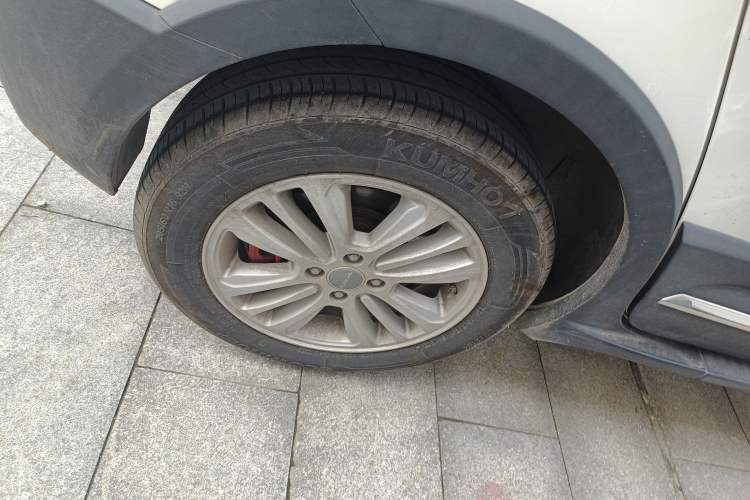 Used Haval H1 2015 1.5L AMT Urban Model Exterior 5