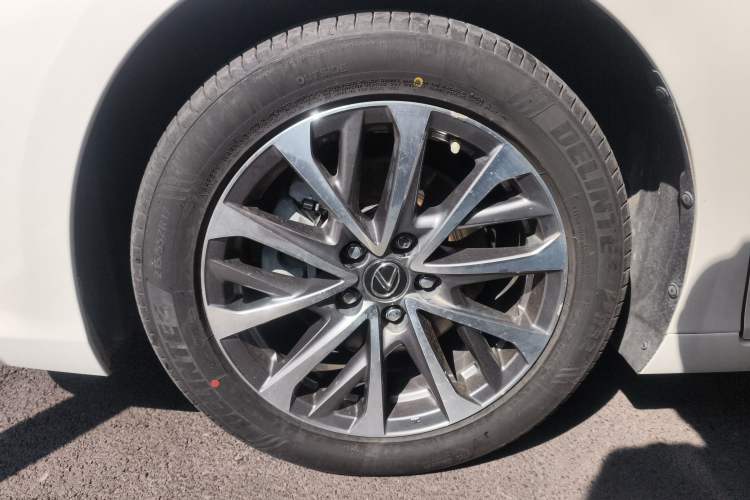 Used Lexus ES 2021 200 Excellence Edition