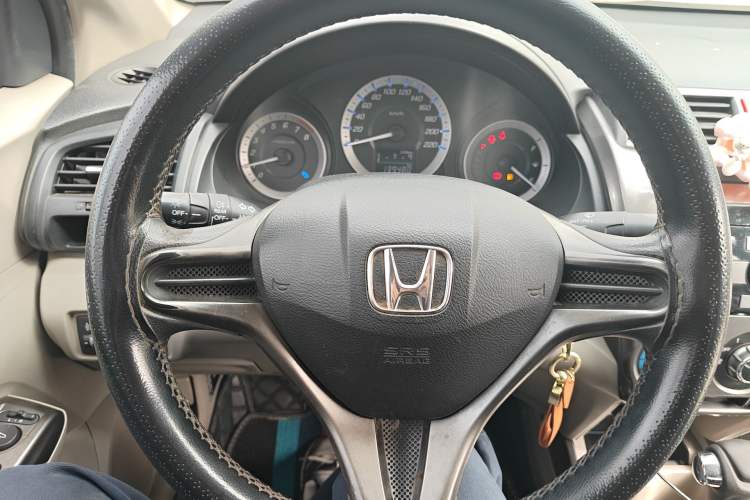 Used Honda City Classic 2014 Style 1.5L Automatic Elite Edition Steering Wheel