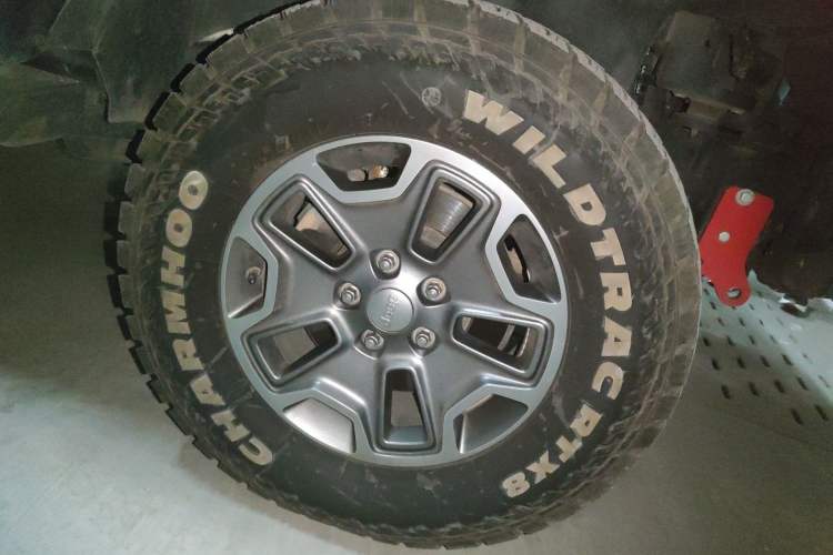 Used Jeep Wrangler 2015 3.0L Sahara Four-Door Comfort Edition