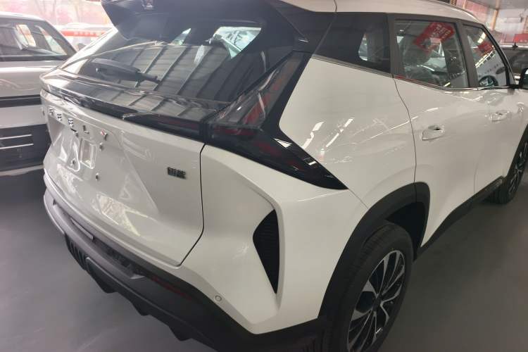 Used Geely Auto Emgrand X7 Sport 2026 Model 1.5TD Aspirational Right Rear Taillight