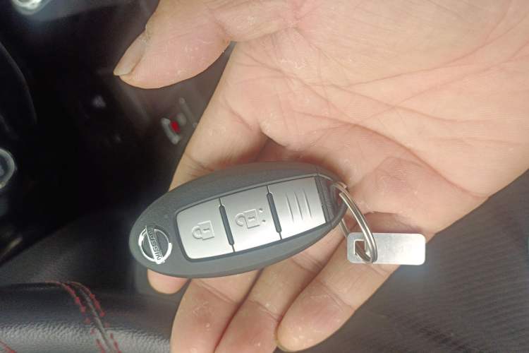 Used Nissan X-Trail 2020 2.0L XL Premium CVT 2WD SmartConnect Luxury Edition Vehicle Key