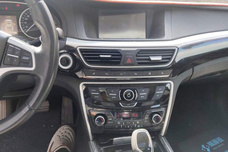 Used Geely Auto Emgrand GT 2015 1.8T Flagship Model