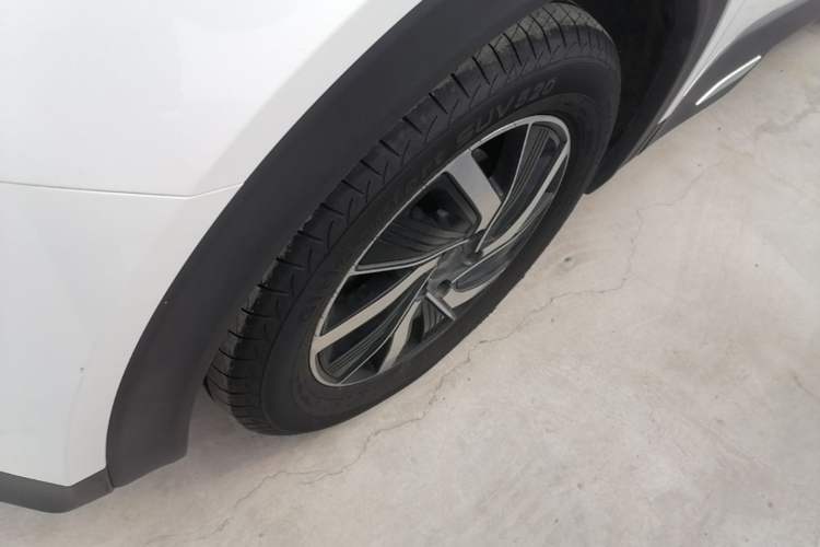 Used NETA U 2021 Pro 400 Industry Custom Edition Left Front Wheel Hub