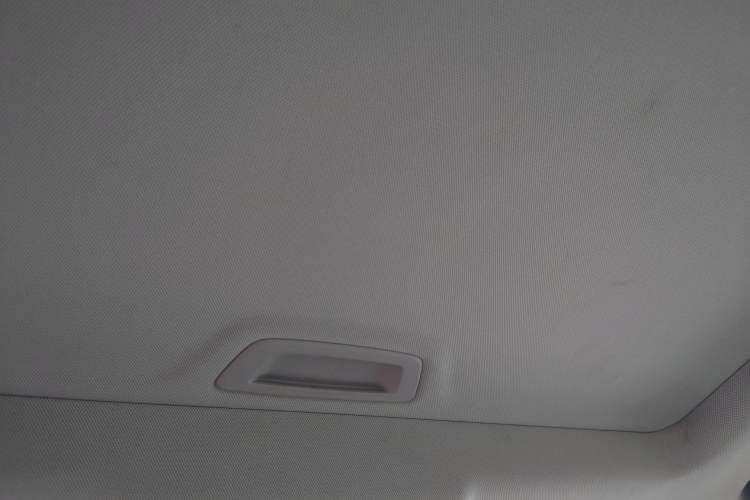 Used Chevrolet Cruze 2015 1.5L Classic SE MT Headliner