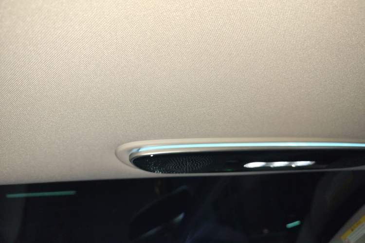 Used IM LS7 2023 90 kWh Elite Rear-Drive Version