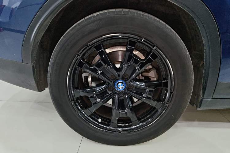 Used BMW iX3 2021 Leading Model Right Rear Wheel Hub